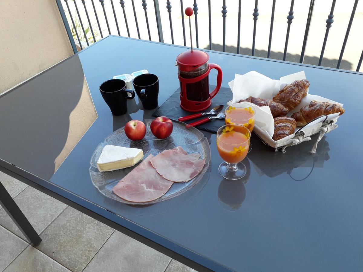 Chez Tranquille, Apartment 43 Montblanc Bagian luar foto